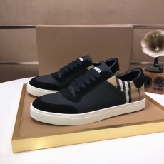 Burberry Low Shoes